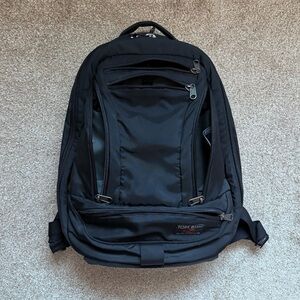 Tom Bihn Synik 22 Backpack